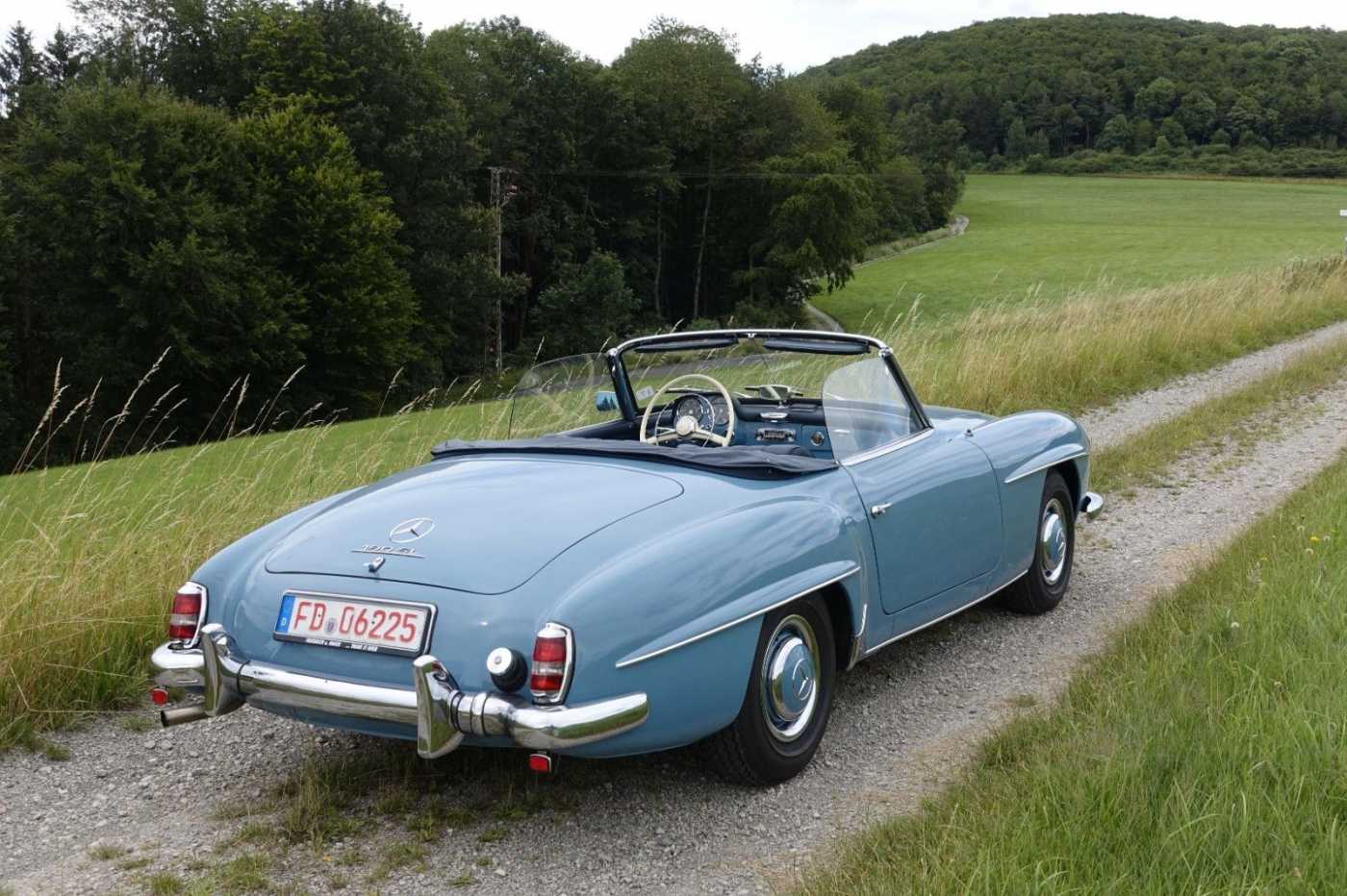 Mercedes-Benz  SL mit  Kofferset