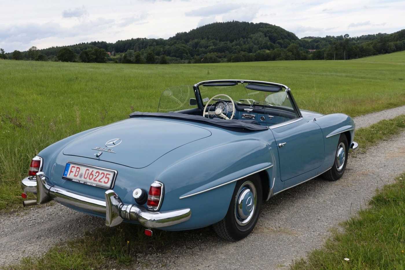 Mercedes-Benz  SL mit  Kofferset