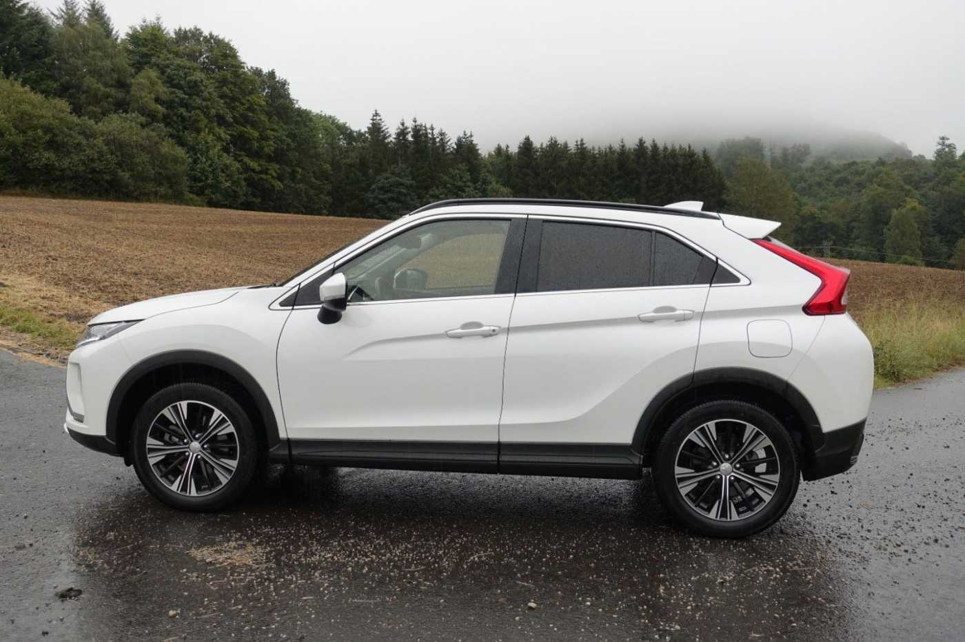 Mitsubishi  Cross Diamant Edition 2WD CVT