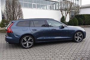 Volvo  V60 R-Design, B4 Mild-Hybrid Diesel