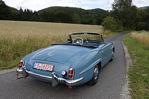 Mercedes-Benz  SL mit  Kofferset