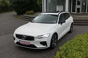 Volvo  T8  AWD R Design Plug-In Hybrid/AHK/Pano/36o°