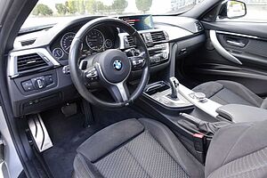 BMW  Touring 330i M Sport